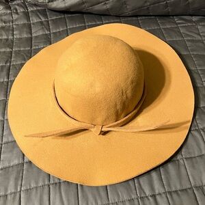 Elegant Tan Wide-Brim Wool Hat